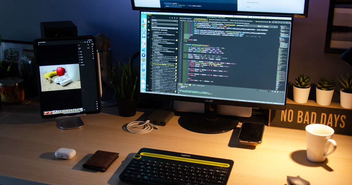 Copilot vs Claude Code AI kodlama araci karsilastirmasi terminal ve IDE ekran goruntuleri